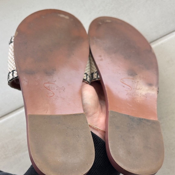 Louis Vuitton Women's Black and Tan Sandals - Picture 2 of 2